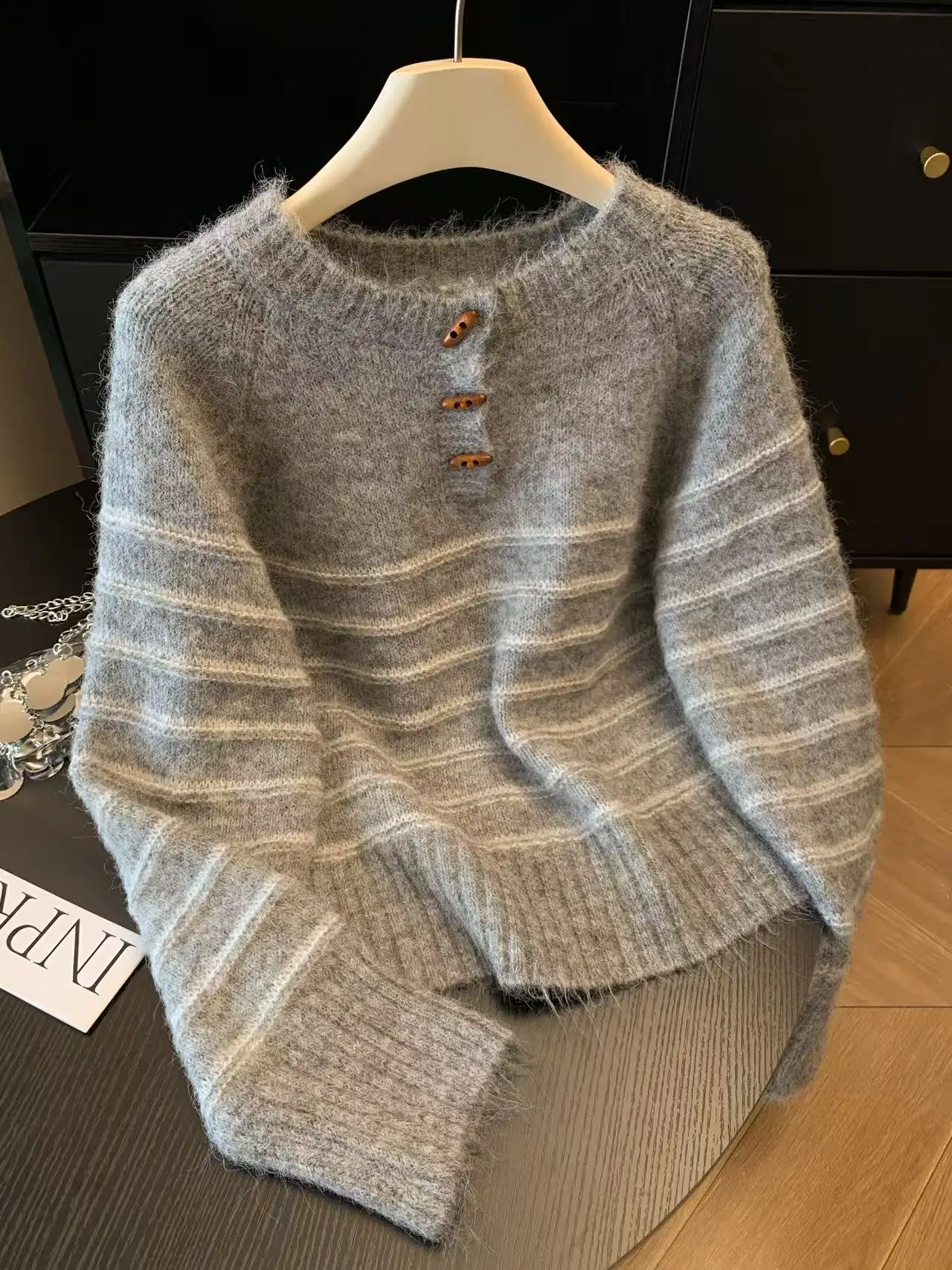 Autumn Winter Women's Striped  - Embroidery ulasan dan harga